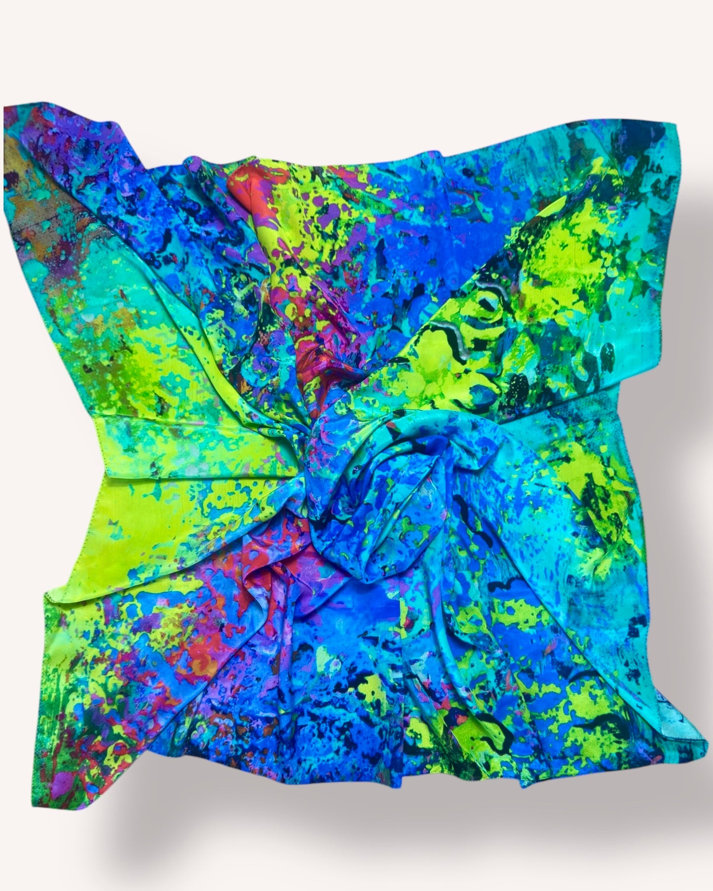 Foulard en soie « Le Spectre » 110