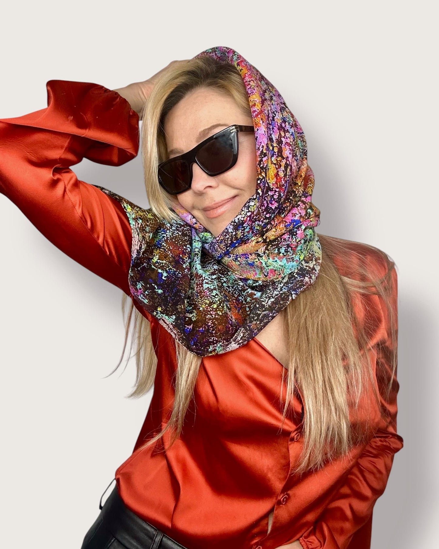 Foulard en soie « Émeute d'été » 110
