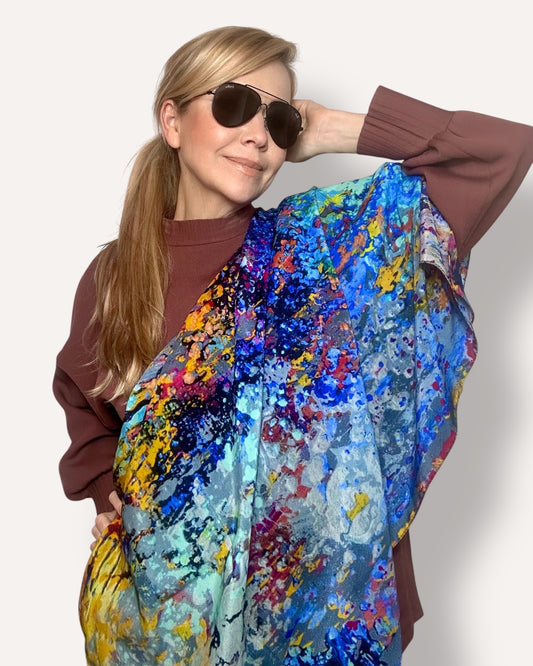 Seidenschal „Zwillingsmonde“ 110 x 110 cm