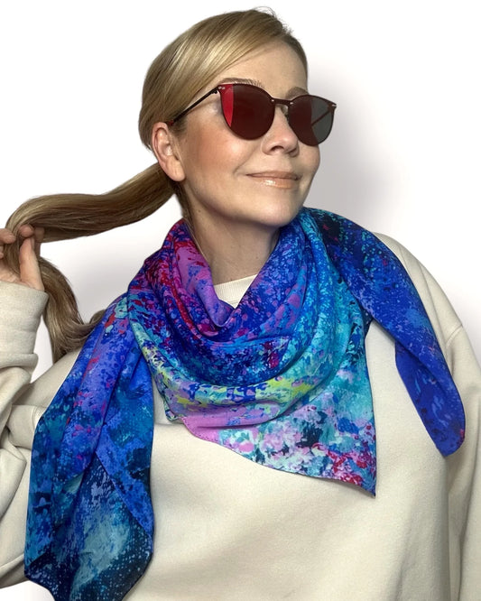 Seidenschal „Universelle DNA“ 110 x 110