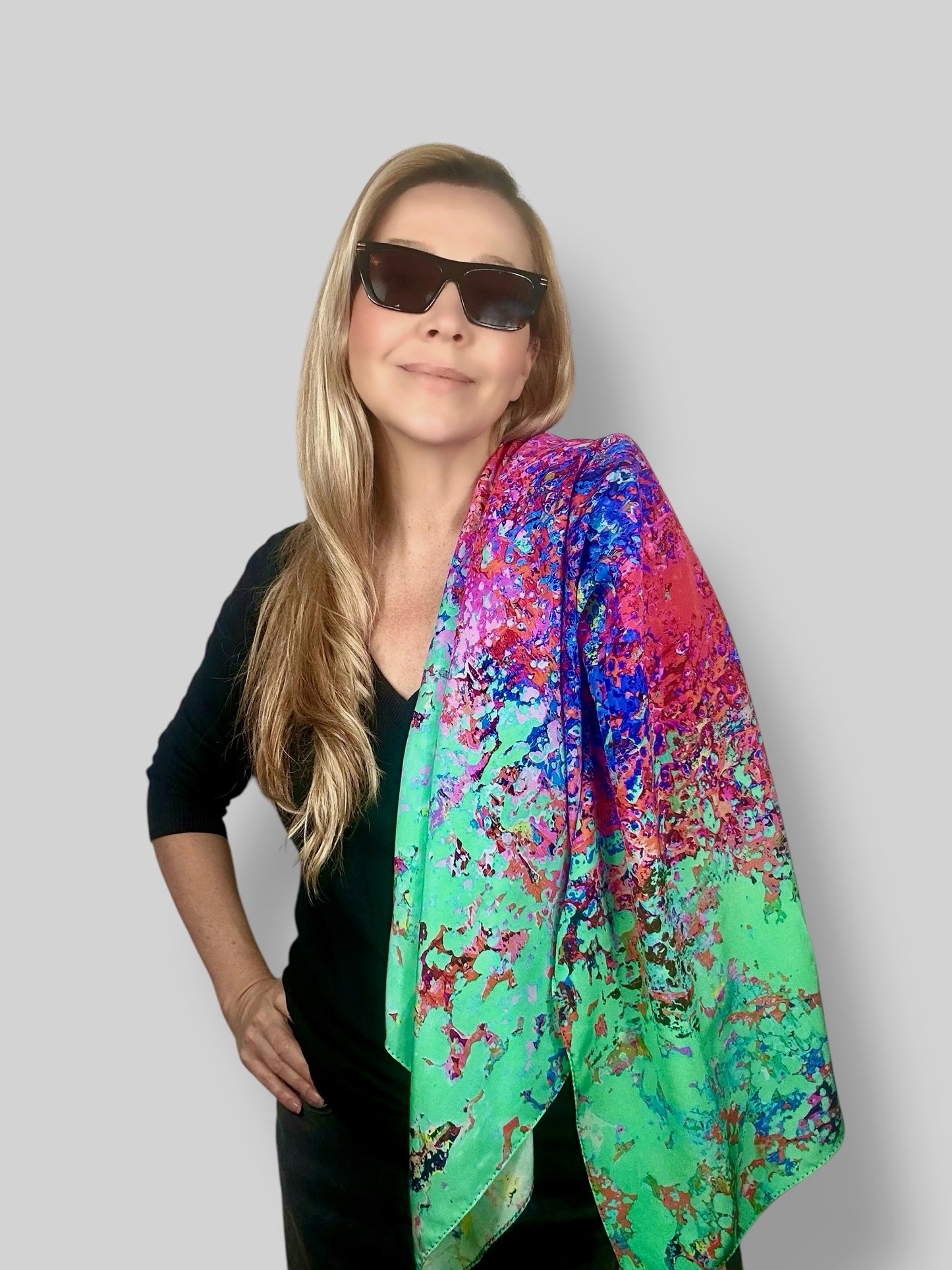 Foulard en soie « Tourbillon de désir » 110