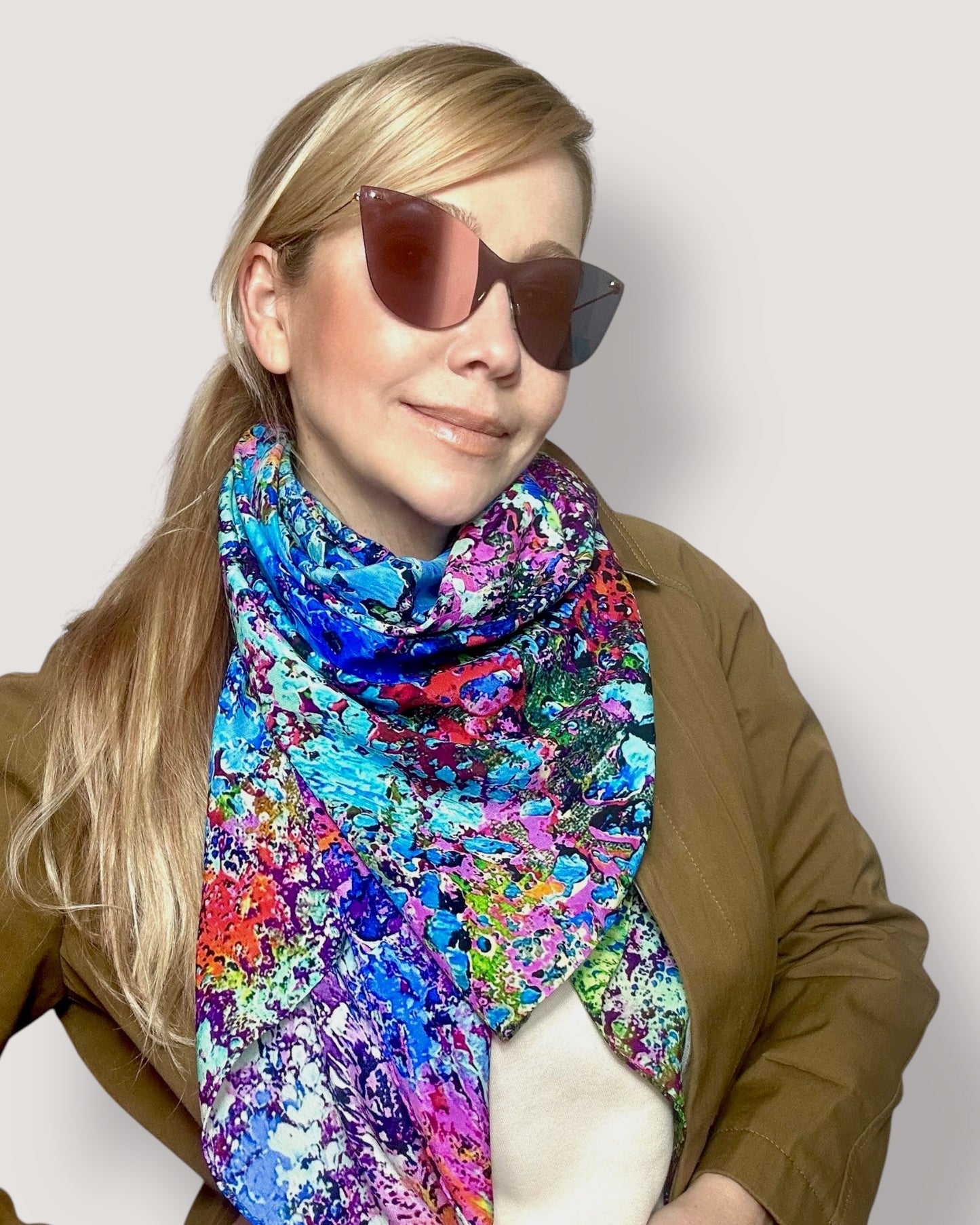 Foulard en soie « Nuages de bleuet » 110