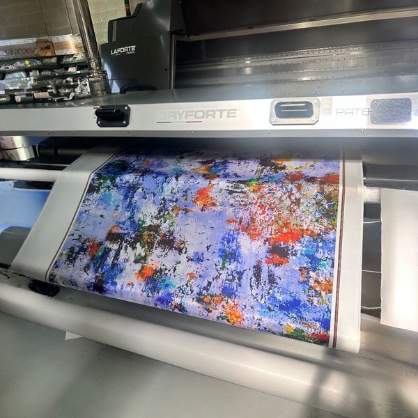 Global Silk Market: Scarcity, Asia vs Europe, and the Como District (2025 Report)