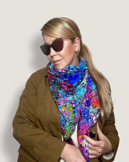 Foulard en soie "Nuages de bleuets" 110*110